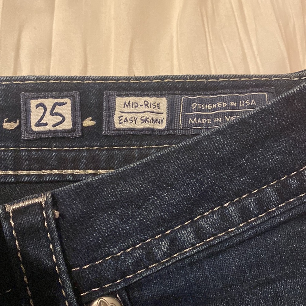 Miss Me Jeans - Picture 3 of 4
